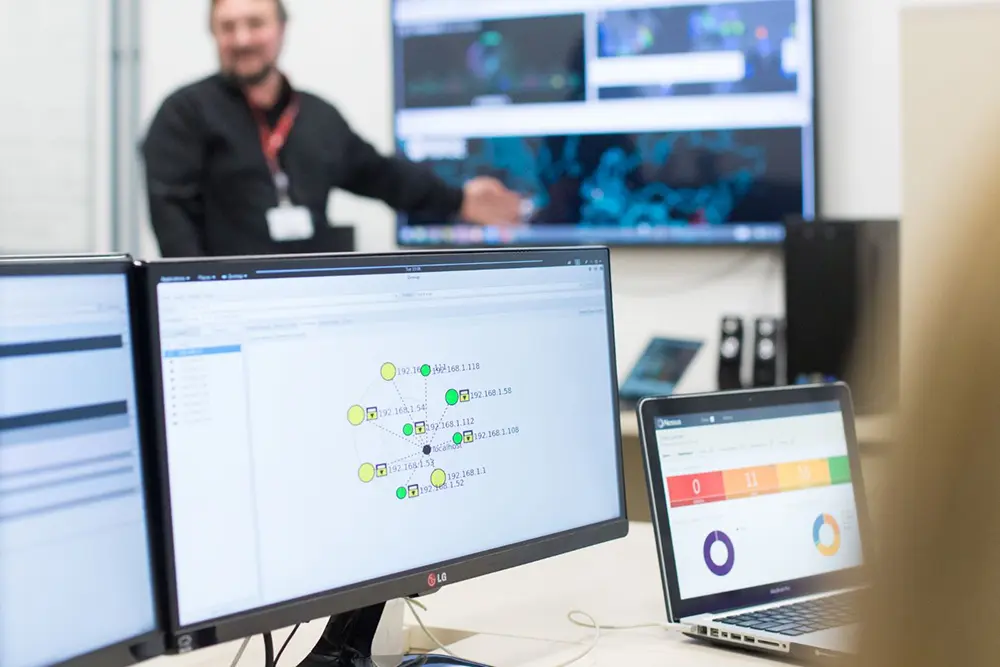 PUCPR oferece atendimento gratuito de informática para toda a comunidade 1 atendimento gratuito de informática