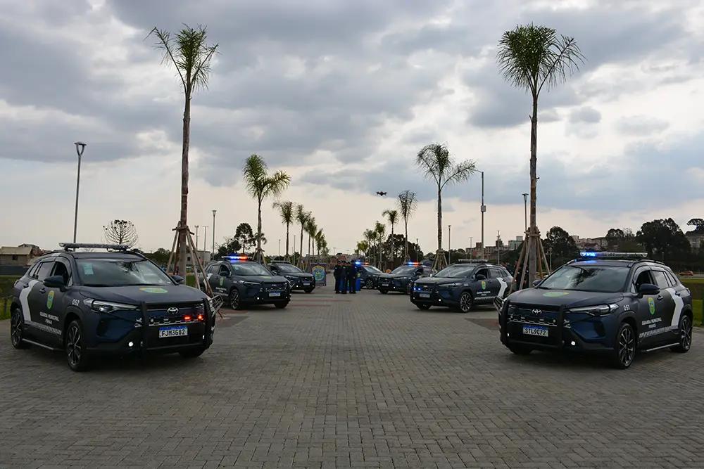 Guarda Municipal de Pinhais recebe novas viaturas e armamentos 4 novas viaturas e armamentos