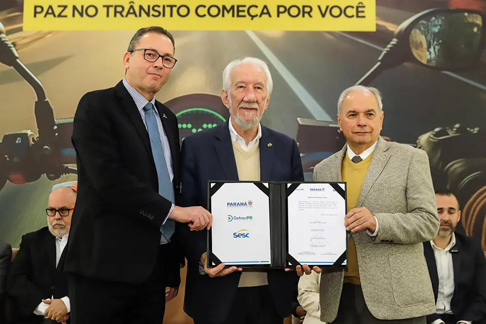Paraná terá programa de descontos para bons condutores e lança campanha de trânsito 5 bons condutores