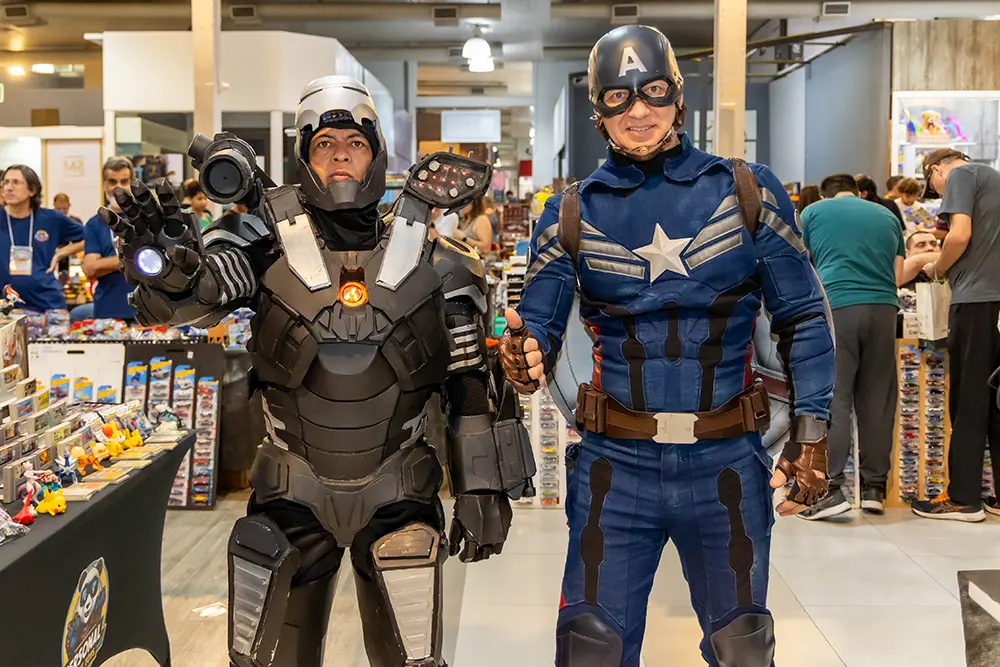 Alto da XV Mall prepara exibição de filmes antigos e atrações especiais na 4ª edição da Feira CWB Expo Multicolecionismo 8 Feira CWB Expo Multicolecionismo