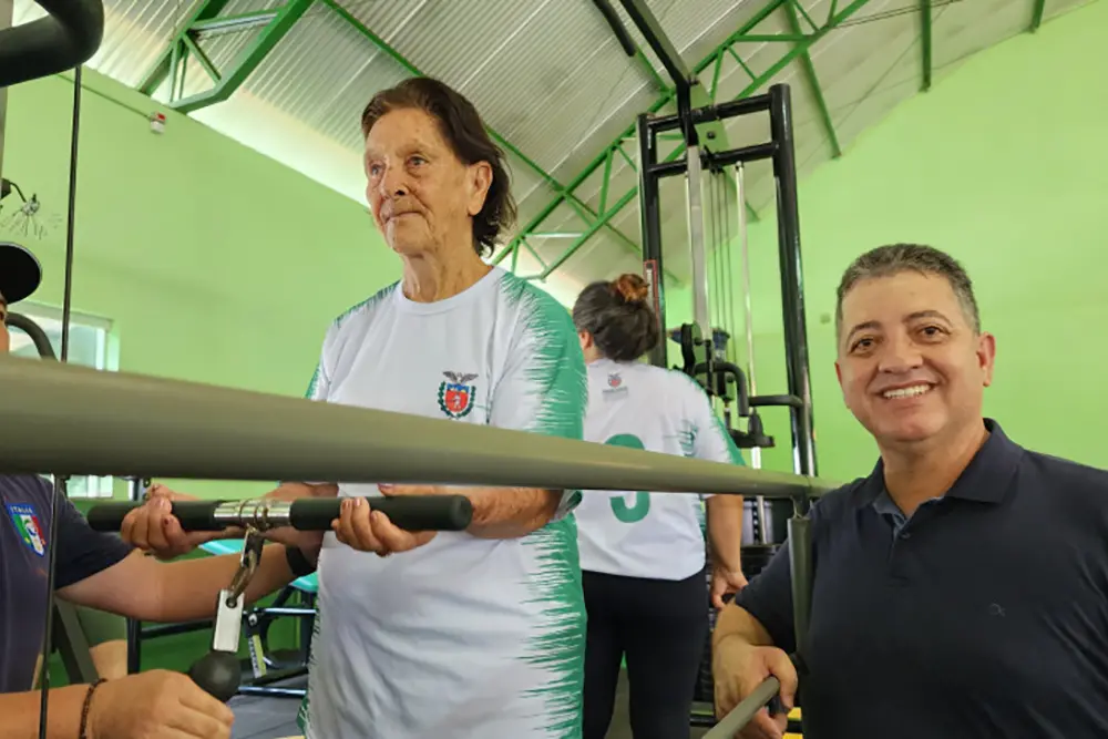 Projeto de lei da Alep quer garantir o desconto de 50% para idosos de baixa renda em academias e atividades esportivas 3 cobra reporter