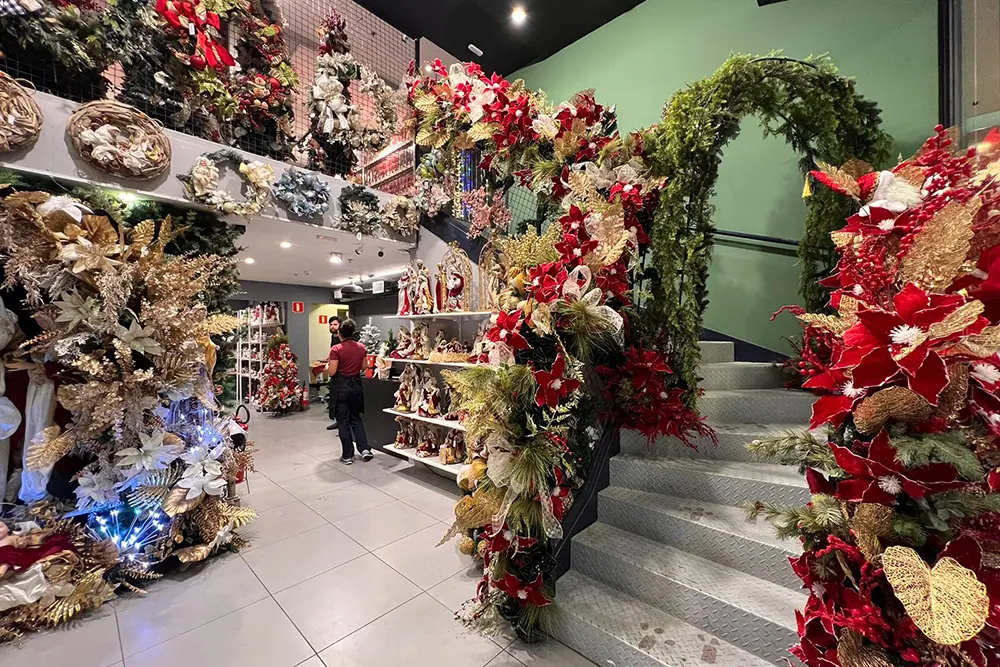 Tradicional loja de decoração natalina abre as portas no Shopping Curitiba 2 decoração natalina