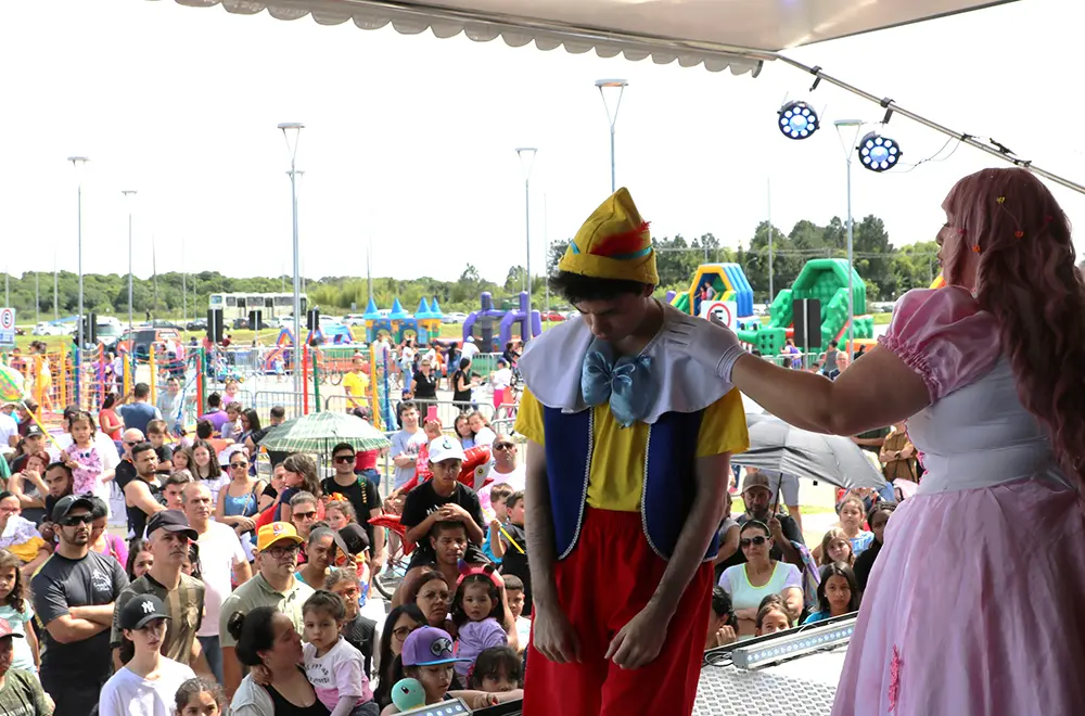 Pinhais celebra o Dia das Crianças com uma tarde mágica no Parque das Águas 1 Dia das Crianças