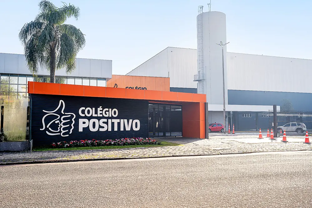 Colégio Positivo oferece bolsas de estudo para Ensino Fundamental e Médio 4 bolsas de estudo