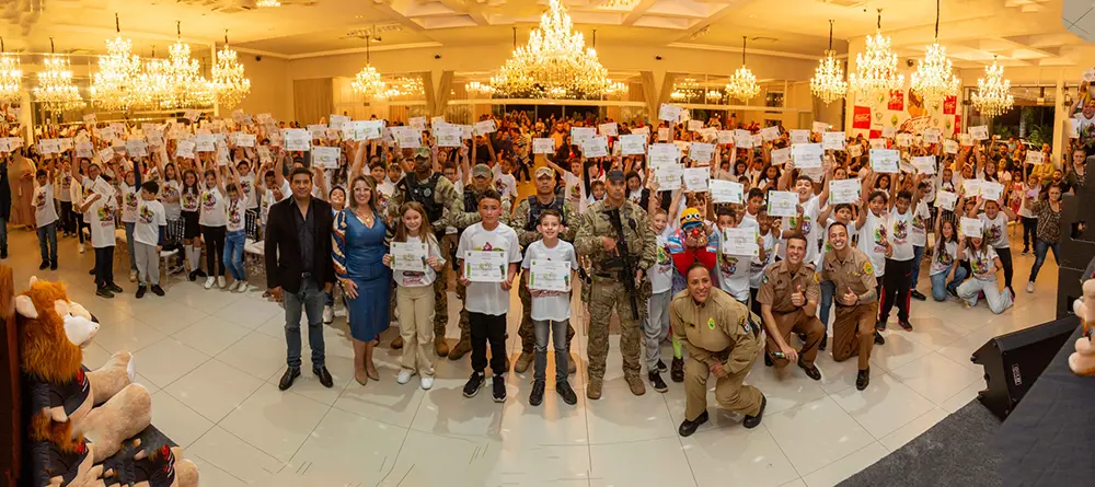 PROERD forma mais uma turma com alunos da Rede de Ensino Municipal de Piraquara 6 PROERD