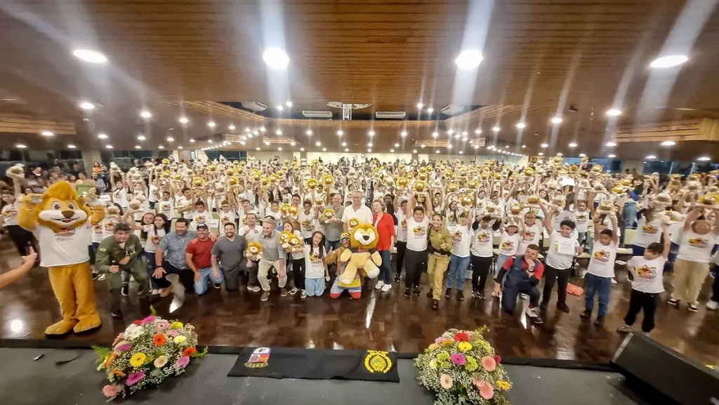 PROERD forma mais de 280 alunos das escolas municipais de Quatro Barras 1 PROERD