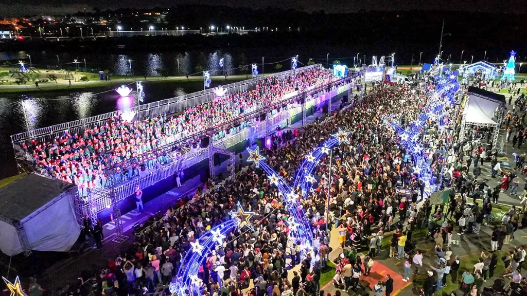 Apresentação do Coral Música Viva atrai grande público em Pinhais 3 Coral Música Viva