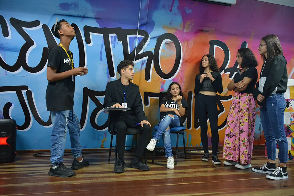 Jovens dos Cras e ECC fazem mostra teatral sobre bullying e trabalho infantil 8 bullying e trabalho infantil