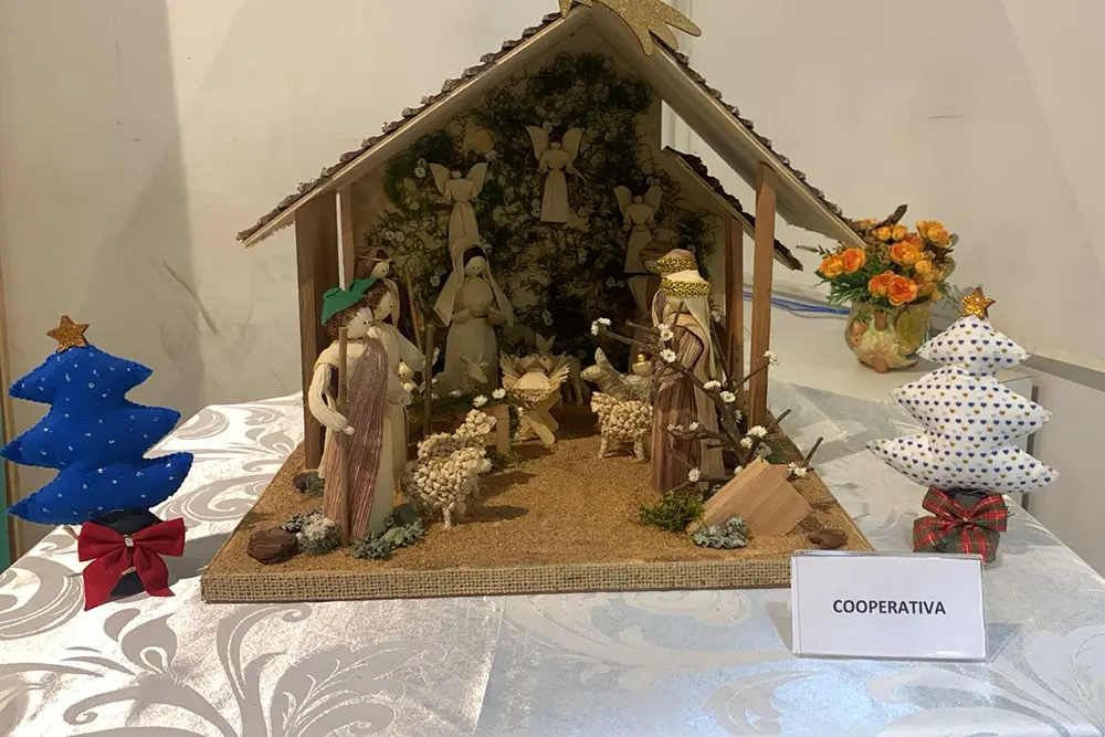 Exposição "Magia de Natal" destaca presépios natalinos com toques regionais no Alto da XV Mall 5 Magia de Natal