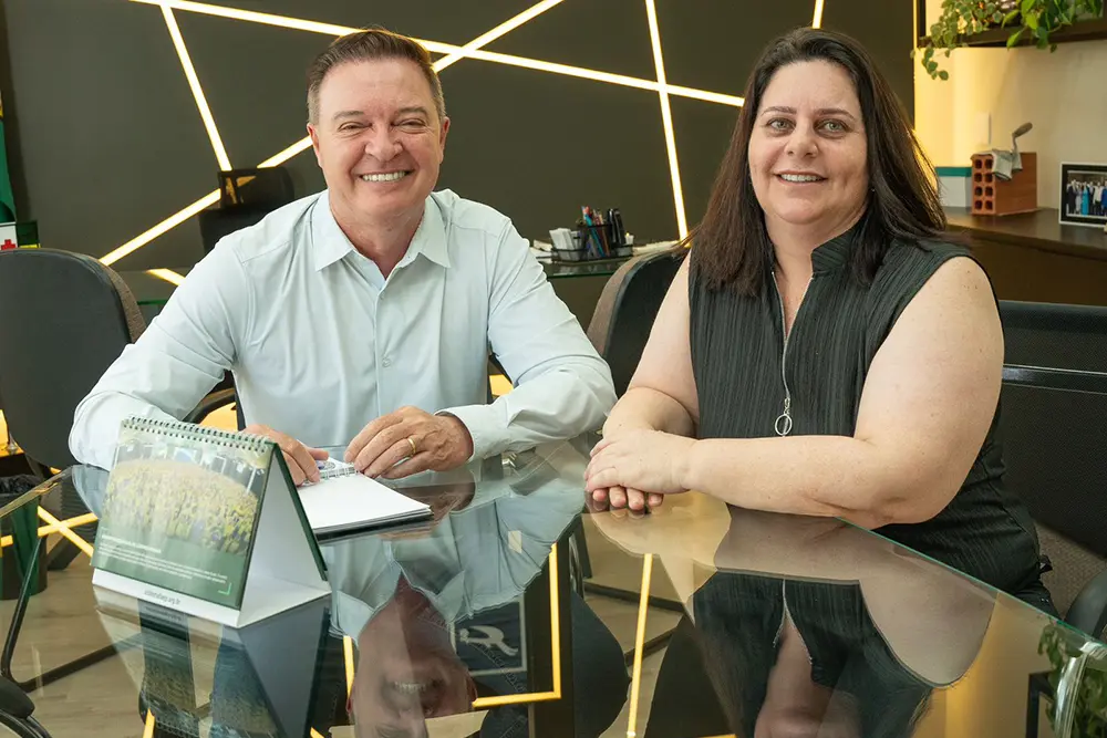 Helder Lazarotto anuncia antecipação de salários e 13º para os servidores municipais 2 helder lazarotto 13 salario