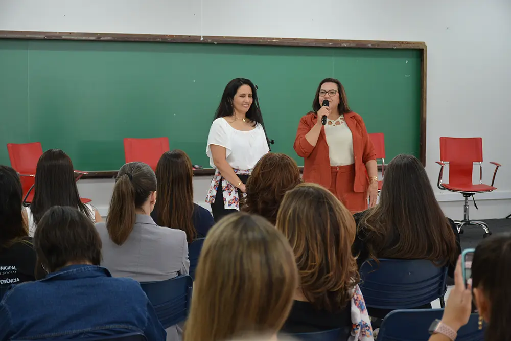Pinhais promoveu o 2º Talk Show sobre Empreendedorismo Feminino 9 Empreendedorismo Feminino