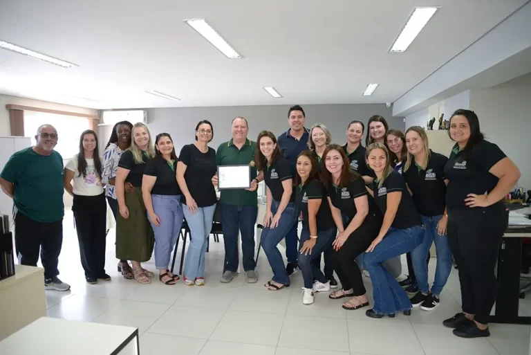 Compromisso com a Alfabetização