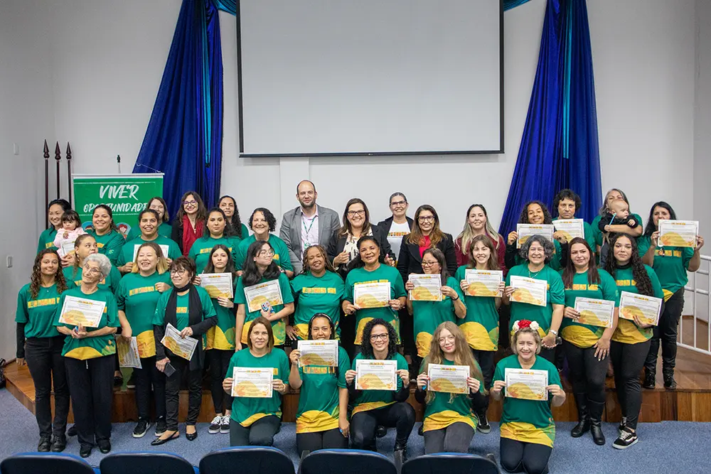 Prefeitura de Pinhais formou mais de 300 pessoas em 2024 1 viver oportunidades