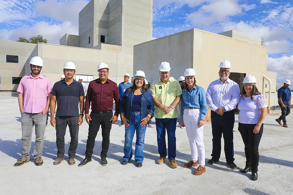 Prefeita Rosa Maria e secretário Beto Preto vistoriam obras do Novo Hospital de Pinhais 1 Novo Hospital de Pinhais
