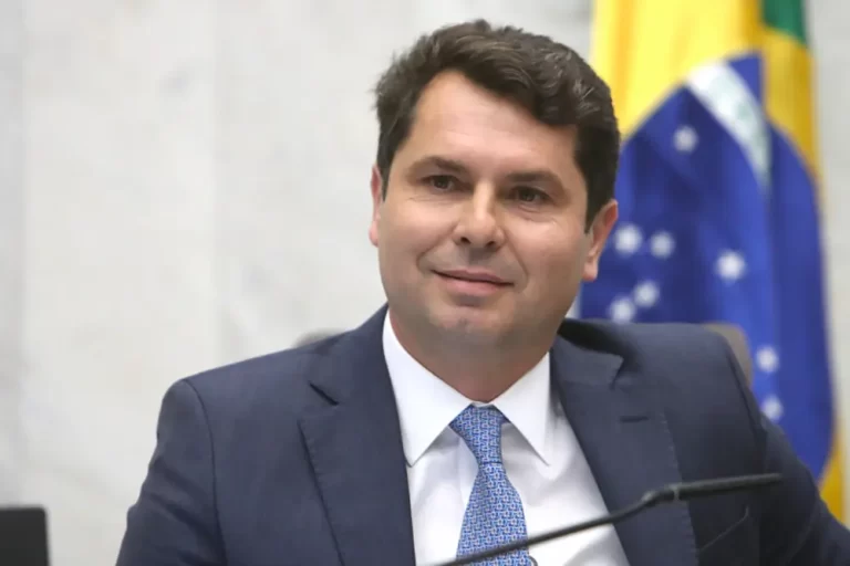 Alexandre Curi