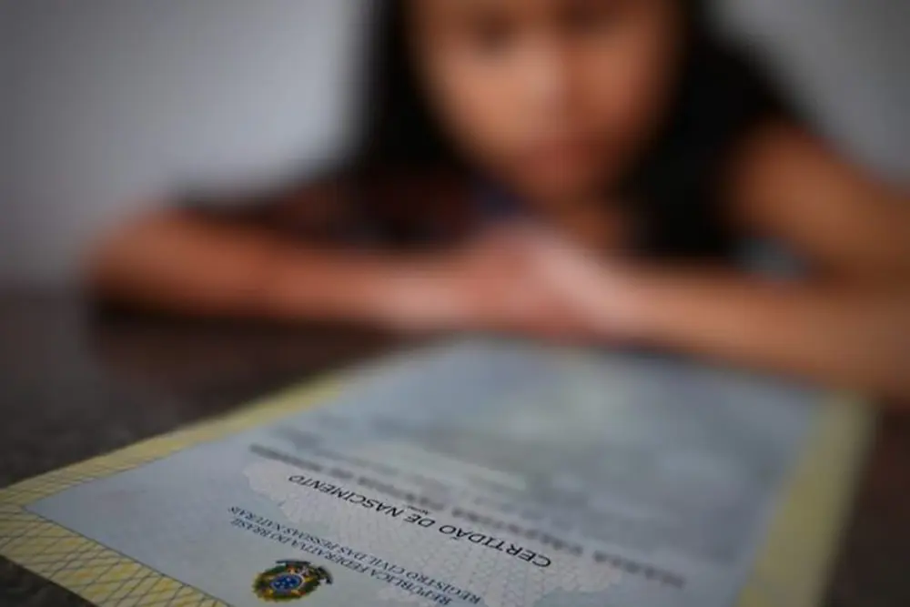 Paraná: mais de 6 mil crianças sem o nome do pai na certidão de nascimento 4 nome do pai na certidão de nascimento