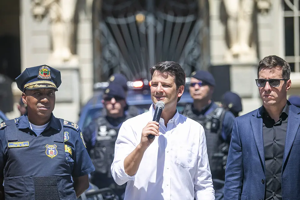 Eduardo Pimentel fortalece segurança em Curitiba com entrega de novas viaturas e mais tecnologia 1 Eduardo Pimentel