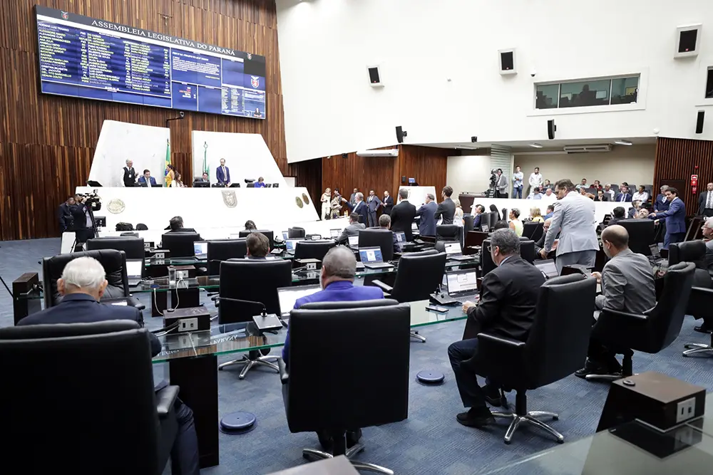 Assembleia aprova por unanimidade projeto de apoio às mulheres vítimas de violência 9 mulheres vítimas de violência