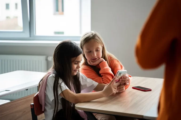 celulares nas escolas