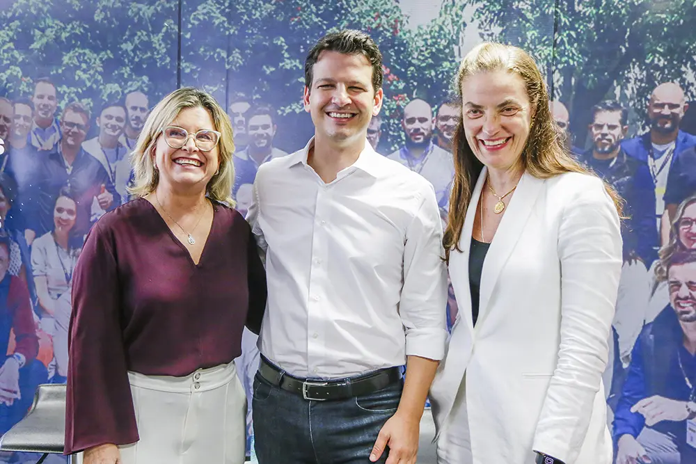 Prefeito Eduardo Pimentel destaca a importância das mulheres no desenvolvimento de Curitiba 4 Prefeito Eduardo Pimentel