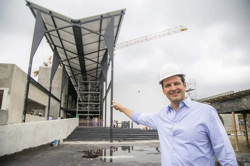 Em apenas um mês, Eduardo Pimentel imprime sua marca no comando da Prefeitura de Curitiba 1 Eduardo Pimentel