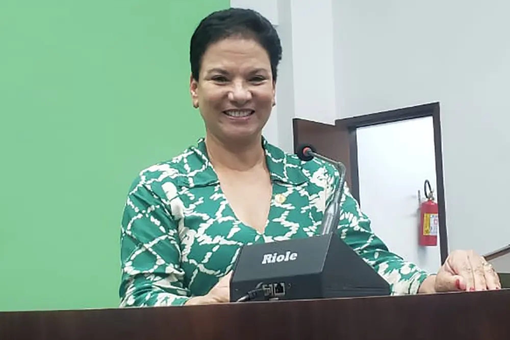 “Contem comigo, meu gabinete está de portas abertas”, diz deputada Marli Paulino 3 deputada Marli Paulino