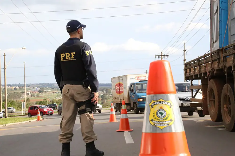 Mortes nas rodovias federais crescem 10% e acendem alerta para segurança 1 Mortes nas rodovias federais