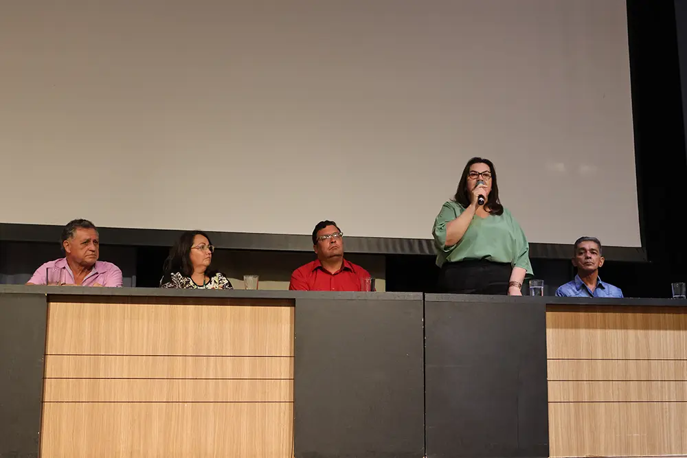 Plenária municipal da etapa regional da 6ª Conferência Estadual de Saúde é realizada na cidade de Pinhais 4 6ª Conferência Estadual de Saúde