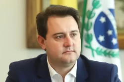 Ratinho Junior é favorito