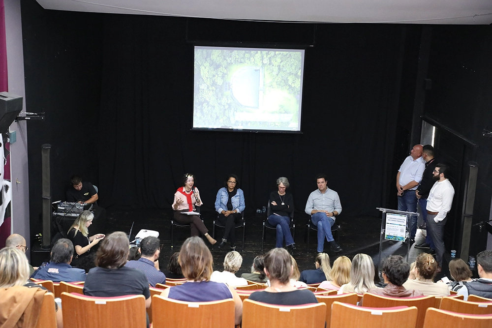 Com apoio do Governo do Estado, Fazenda Rio Grande e Piraquara fazem conferências para debater futuro 4 conferencia