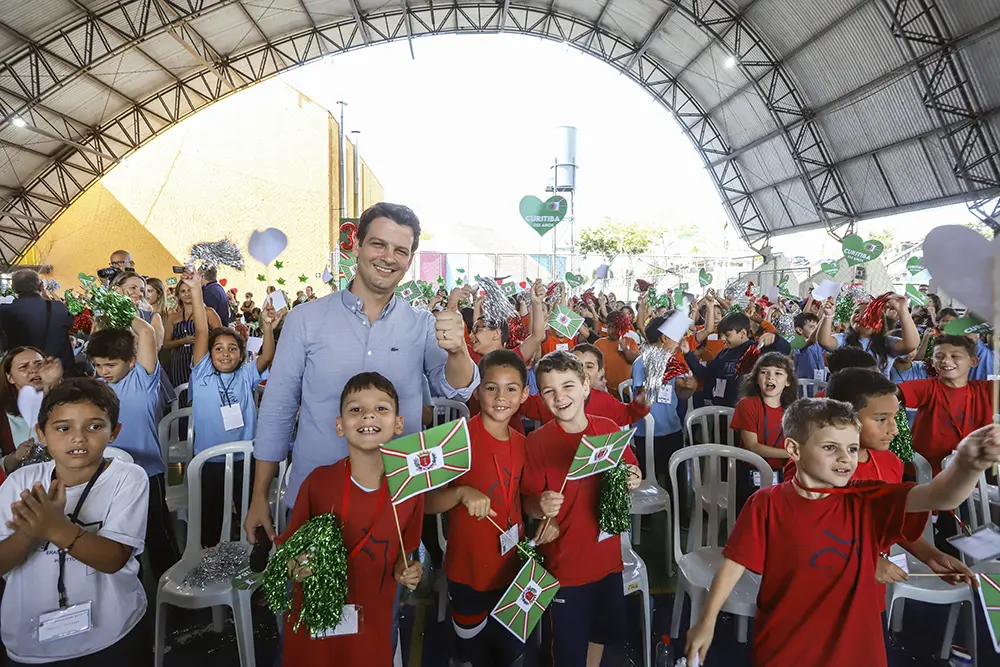 Eduardo Pimentel comemora aniversário de Curitiba com mais de 400 alunos de escolas municipais 5 Eduardo Pimentel