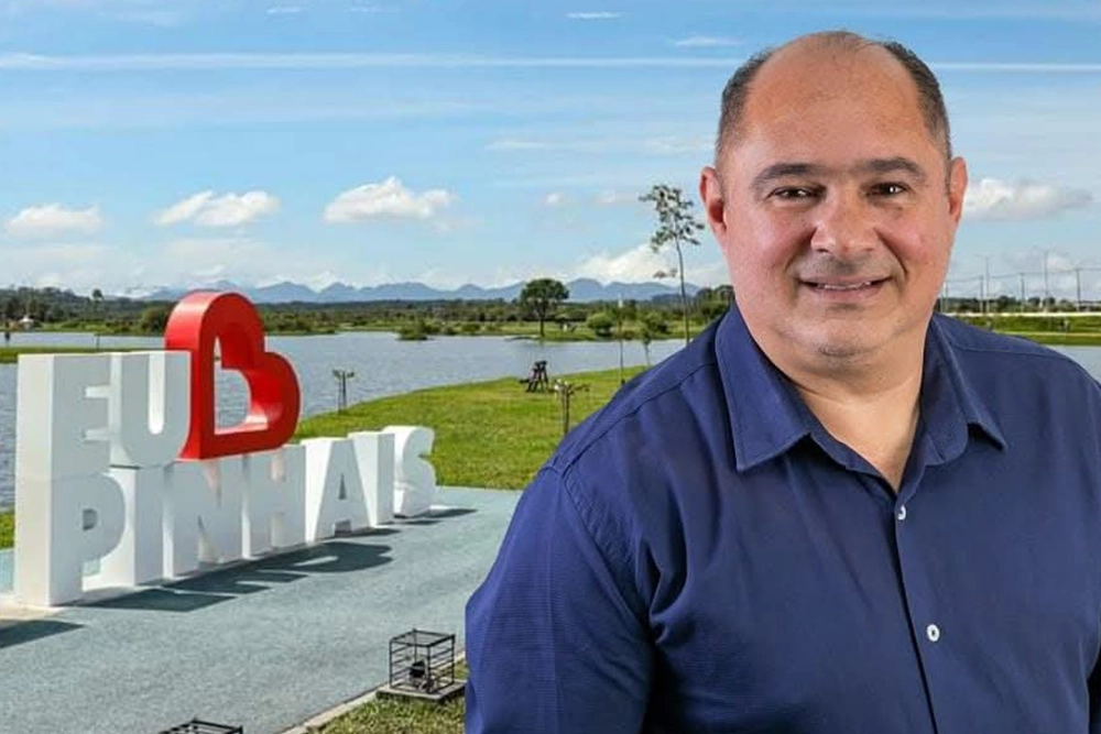 “É compromisso do Poder Legislativo apoiar projetos em benefício da população”, destaca presidente Pioco 4 Vereador Anderson Pioco, presidente da Câmara Municipal de Pinhais