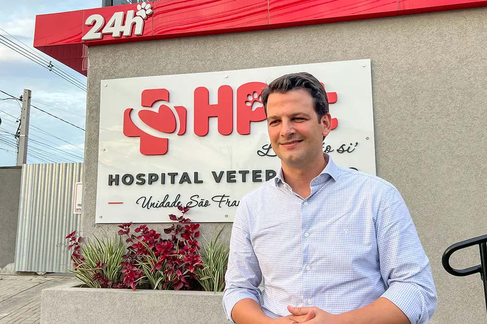 Cães e gatos de Curitiba têm novo reforço no atendimento veterinário gratuito com o HPet 1 Eduardo Pimentel