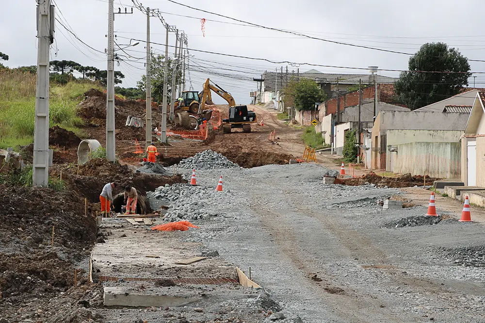 Obras de revitalização da Rua Marechal Floriano Peixoto em Pinhais em ritmo acelerado 4 obras