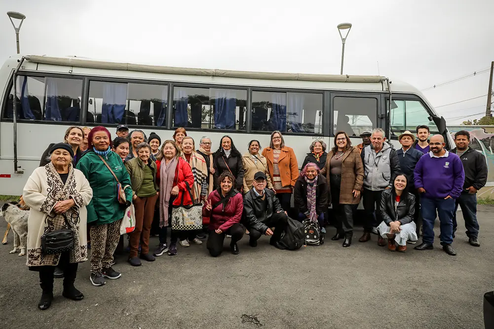 Pinhais garante lazer e cultura para idosos com programa Viaja +60 Paraná em parceria com o Estado 1 Programa Viaja 60 - CRAS sul-22