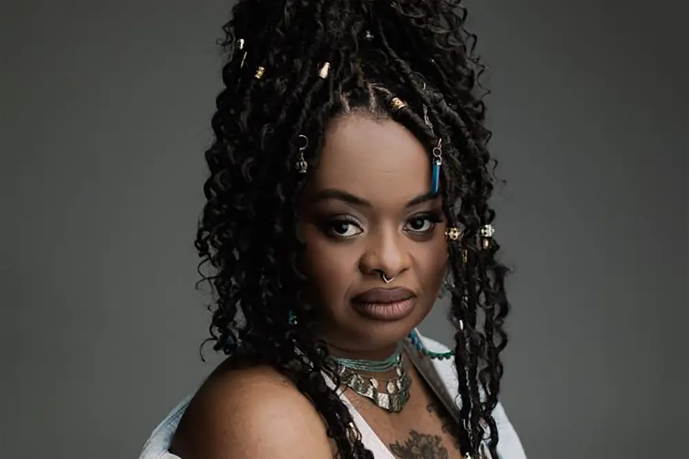 Sesc da Esquina recebe a cantora Tássia Reis neste sábado (28) 3 Tássia Reis