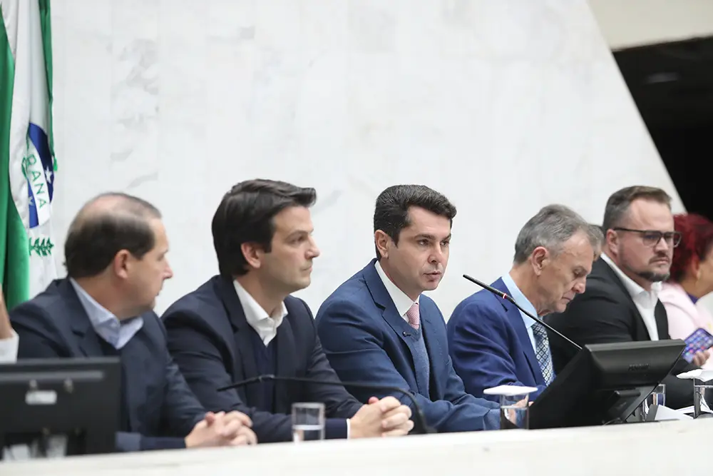 Assembleia Legislativa do Paraná debate PEC para aliviar dívidas de precatórios e previdência dos municípios 5 alep