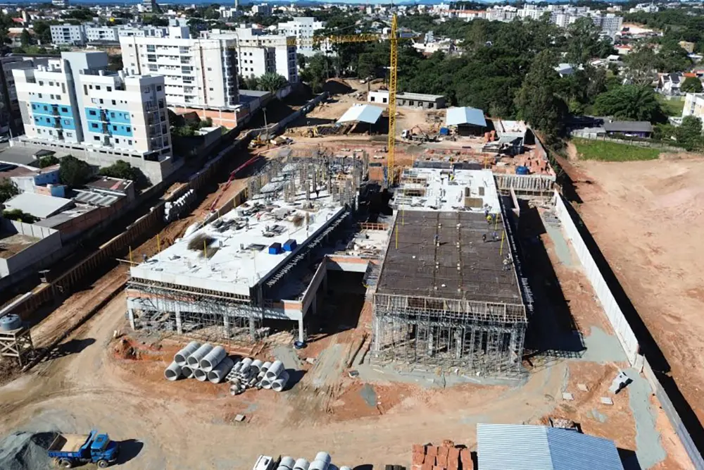 Prefeita Nina Singer comemora avanço nas obras do novo Hospital em São José dos Pinhais 7 hospital sao jose pinhais