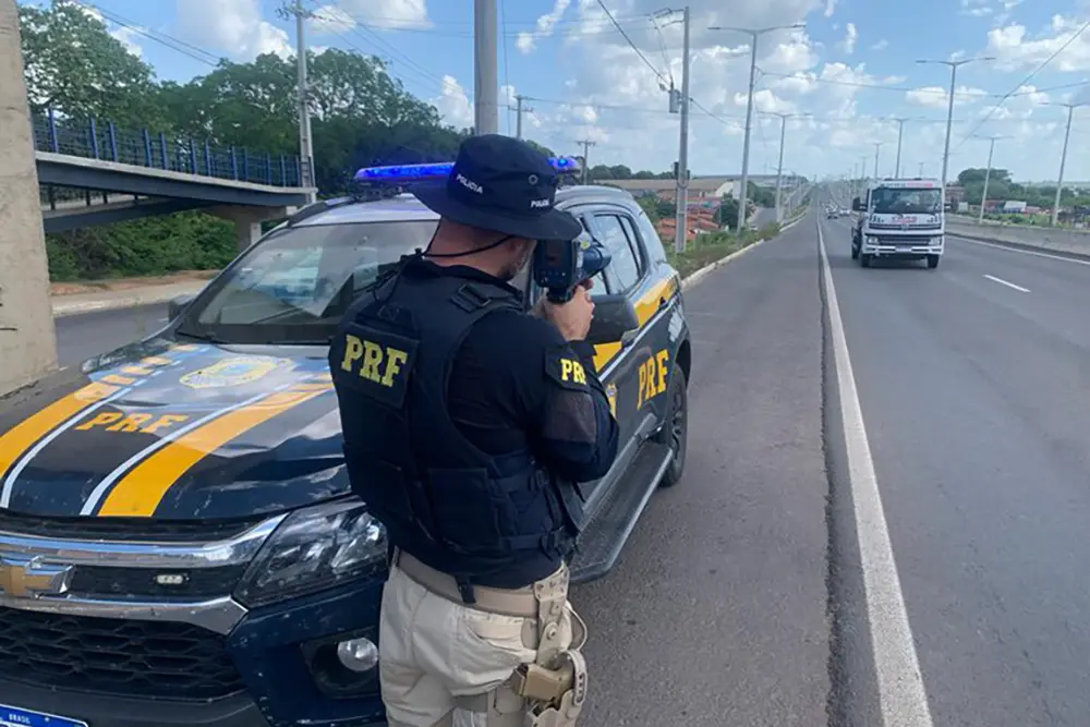 Infrações de trânsito disparam 39% em rodovias federais: excesso de velocidade lidera preocupações da PRF em 2025 5 prf-velocidade