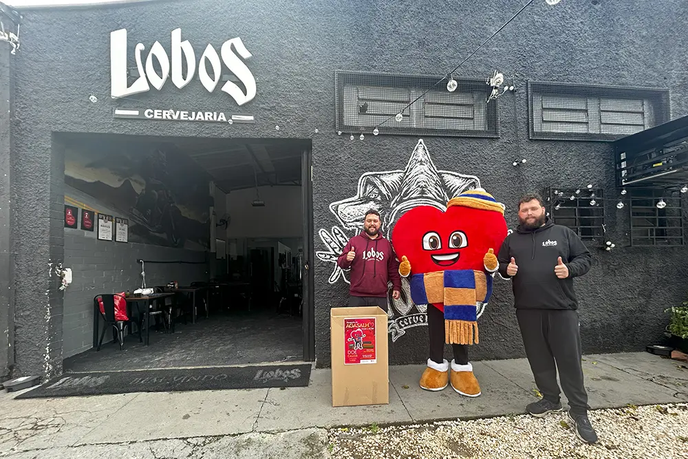 Cervejaria Lobos adere à Campanha do Agasalho de Pinhais e oferece cerveja em troca de doações 1 Cervejaria Lobos Campanha do Agasalho
