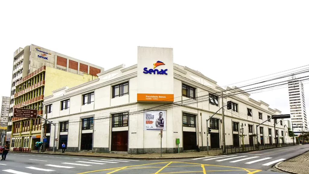 Senac Paraná celebra 78 anos com mais de 4 mil vagas gratuitas e reforça papel na qualificação profissional 4 Fachada-Senac-Curitiba-Centro---cursos-PSG-Foto-Bruno-Tadashi