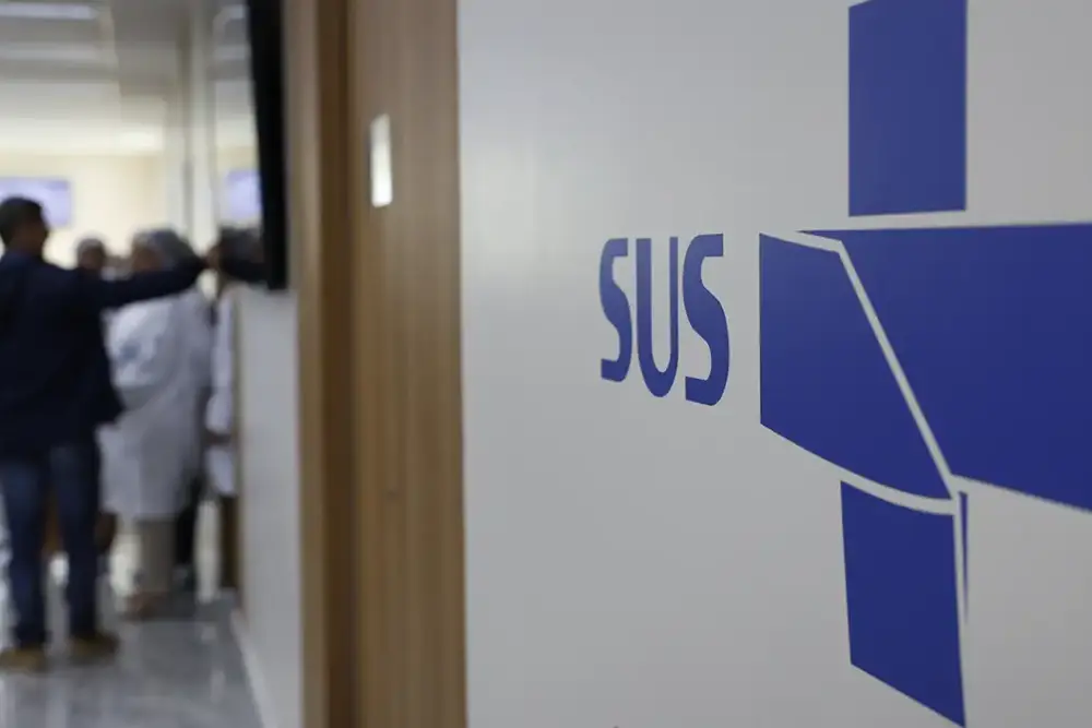 Implante contraceptivo de longa duração será oferecido no SUS 6 Implante contraceptivo