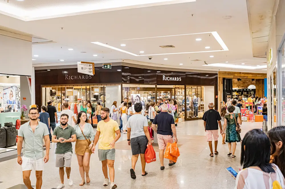 Shopping São José promove liquidação com até 70% de desconto 2 Shopping São José