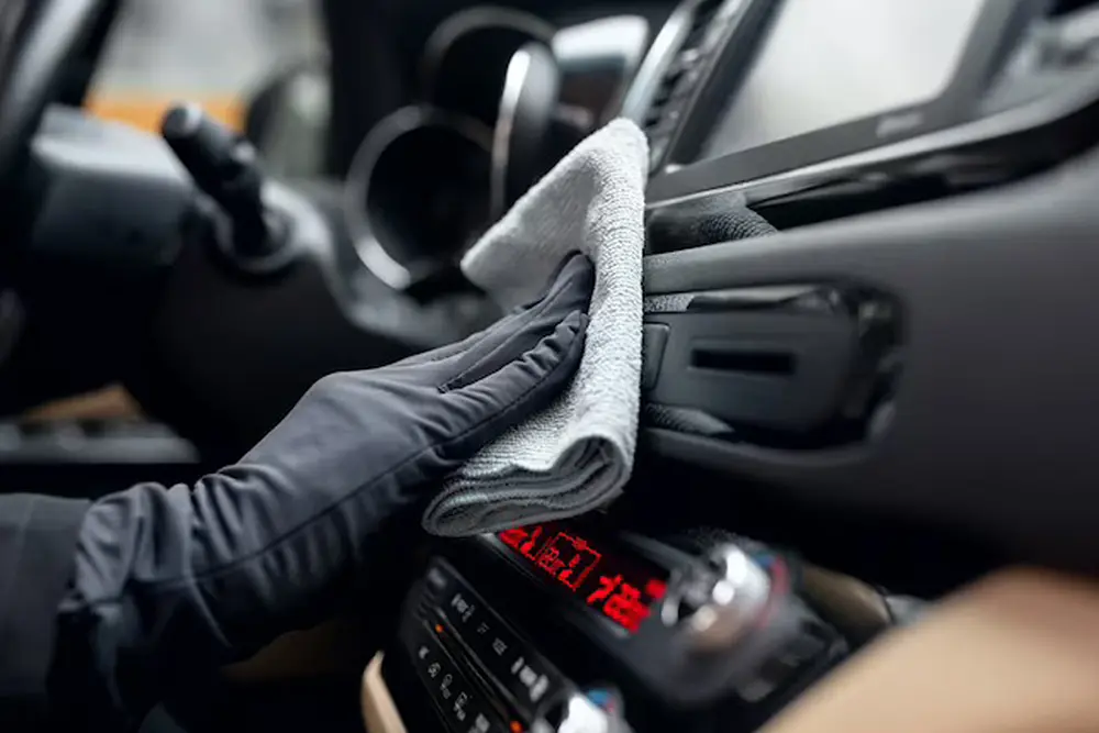 5 motivos essenciais para limpar o seu veículo e proteger seu investimento 8 limpeza carro