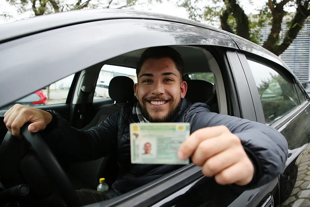 Detran-PR: crescimento de 14% na habilitação de novos motoristas no 1º semestre de 2025 8 Detran-PR