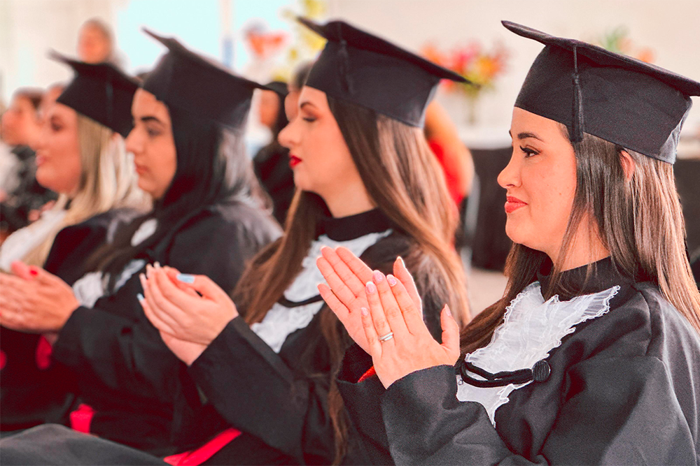 Campina Grande do Sul forma 29 mulheres em Curso de Empreendedorismo da Beleza 9 campina grande do sul formatura