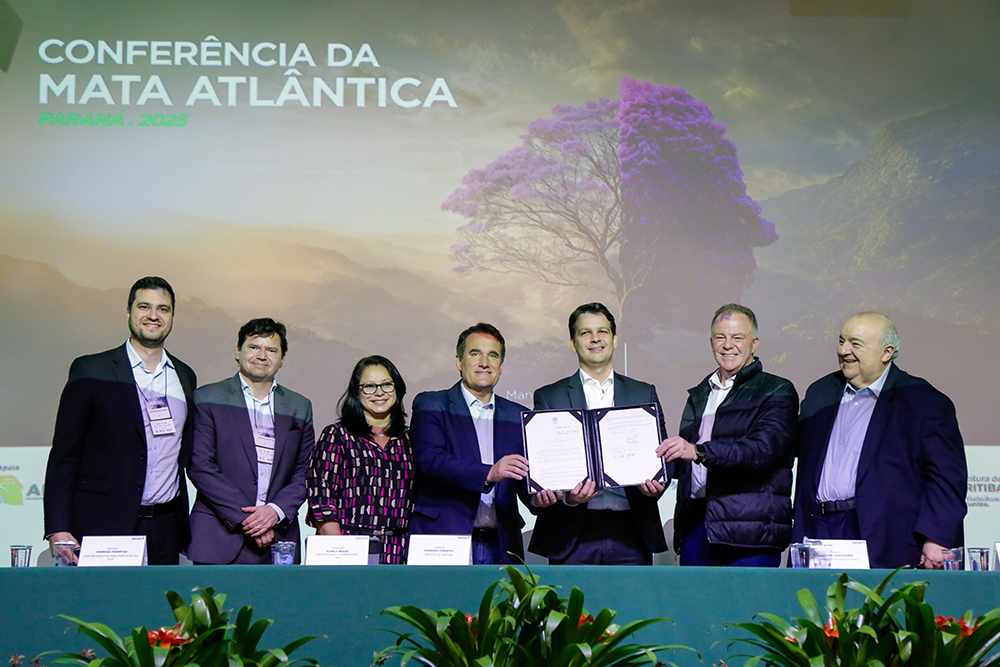 Curitiba lança Lei do Clima para manter liderança ambiental no Brasil, anuncia Eduardo Pimentel 6 eduardo pimentel