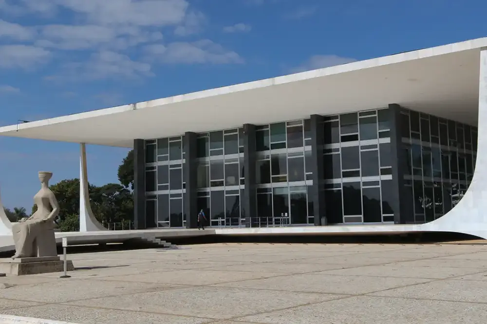 STF confirma lei que garante devolução de valores pagos a mais na conta de luz 8 contas de luz