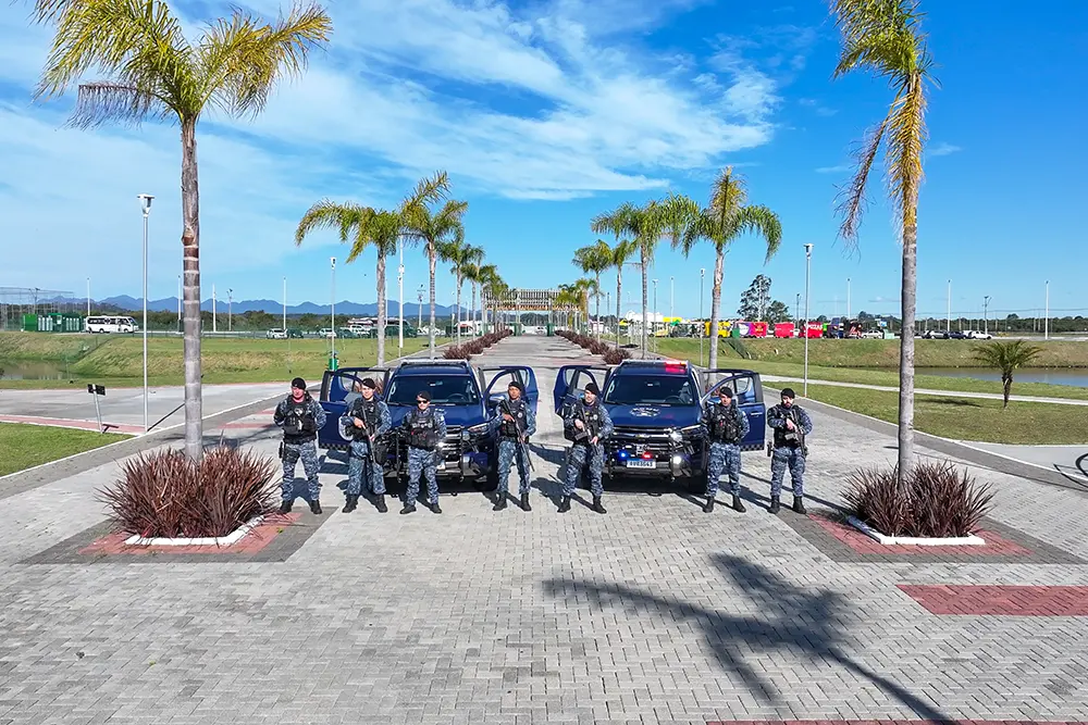 Guarda Municipal de Pinhais adota locação de viaturas para otimizar custos e manter frota nova 8 Novas-Viaturas-Guarda-Municipal-ROMU3