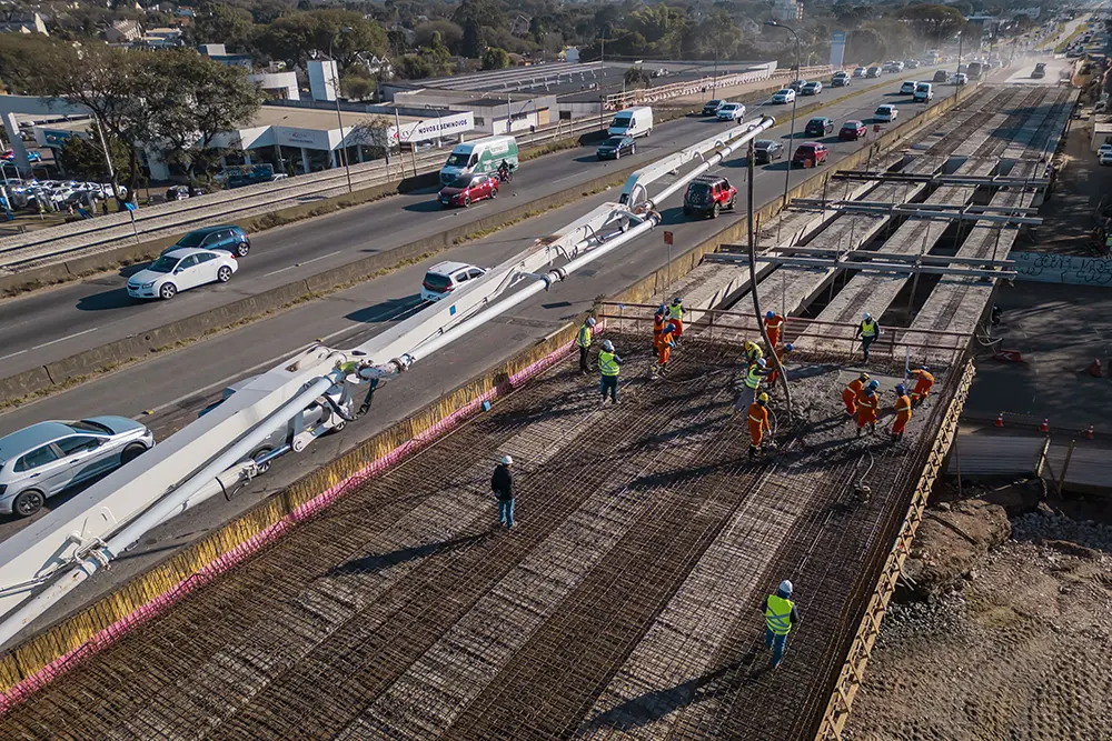 Trânsito na Victor Ferreira do Amaral em Curitiba será reduzido para uma faixa nesta quarta-feira 6 Trânsito